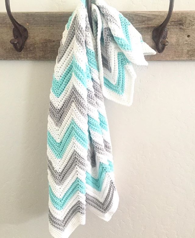 Single Crochet Chevron Blanket