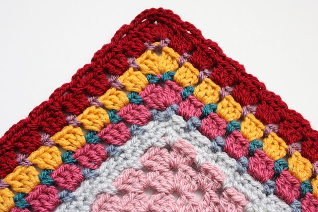 Grannie Patches Crochet Border